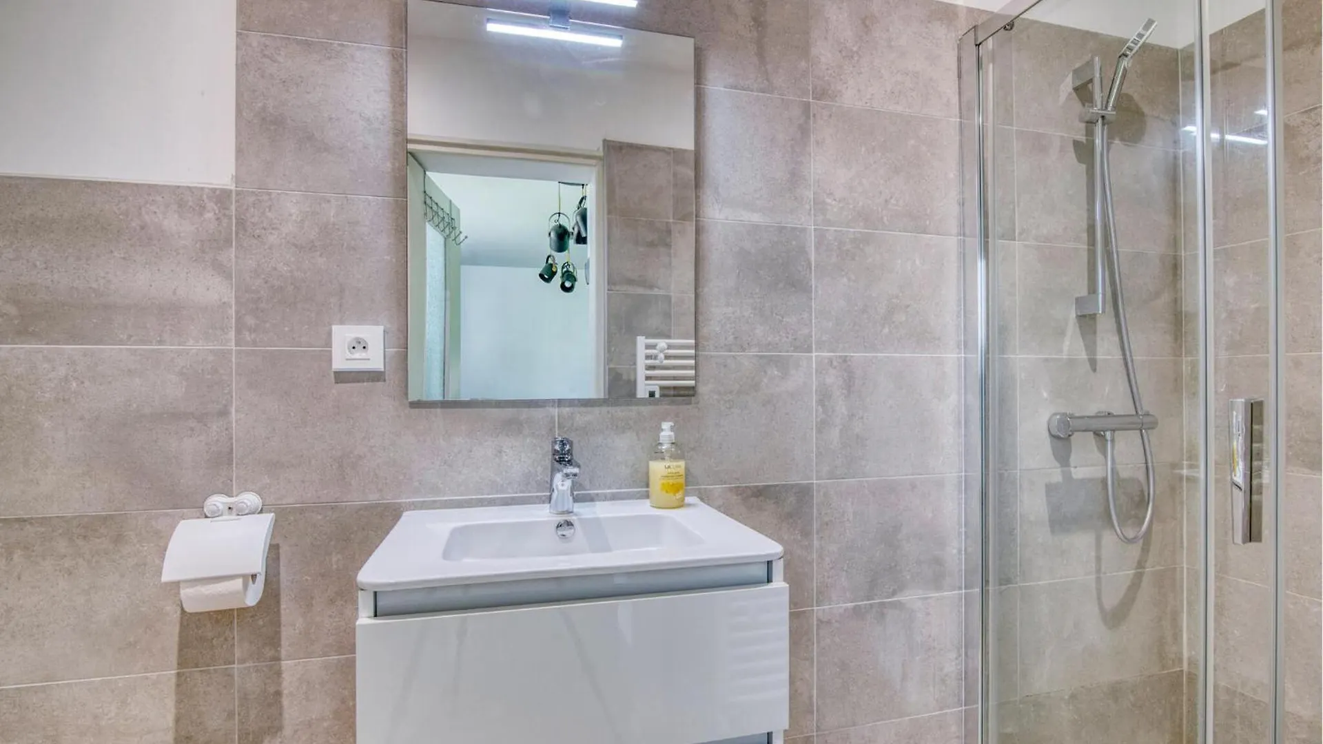 Stunning Apartment In Albi With Kitchenette France